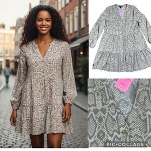 SIMPLY SOUTHERN Size L Animal Print Dress NWT Snakeskin V-Neck Tiered A007